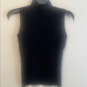 Joseph A Black Sleeveless Fitted Tank Top with Mandarin Collar
